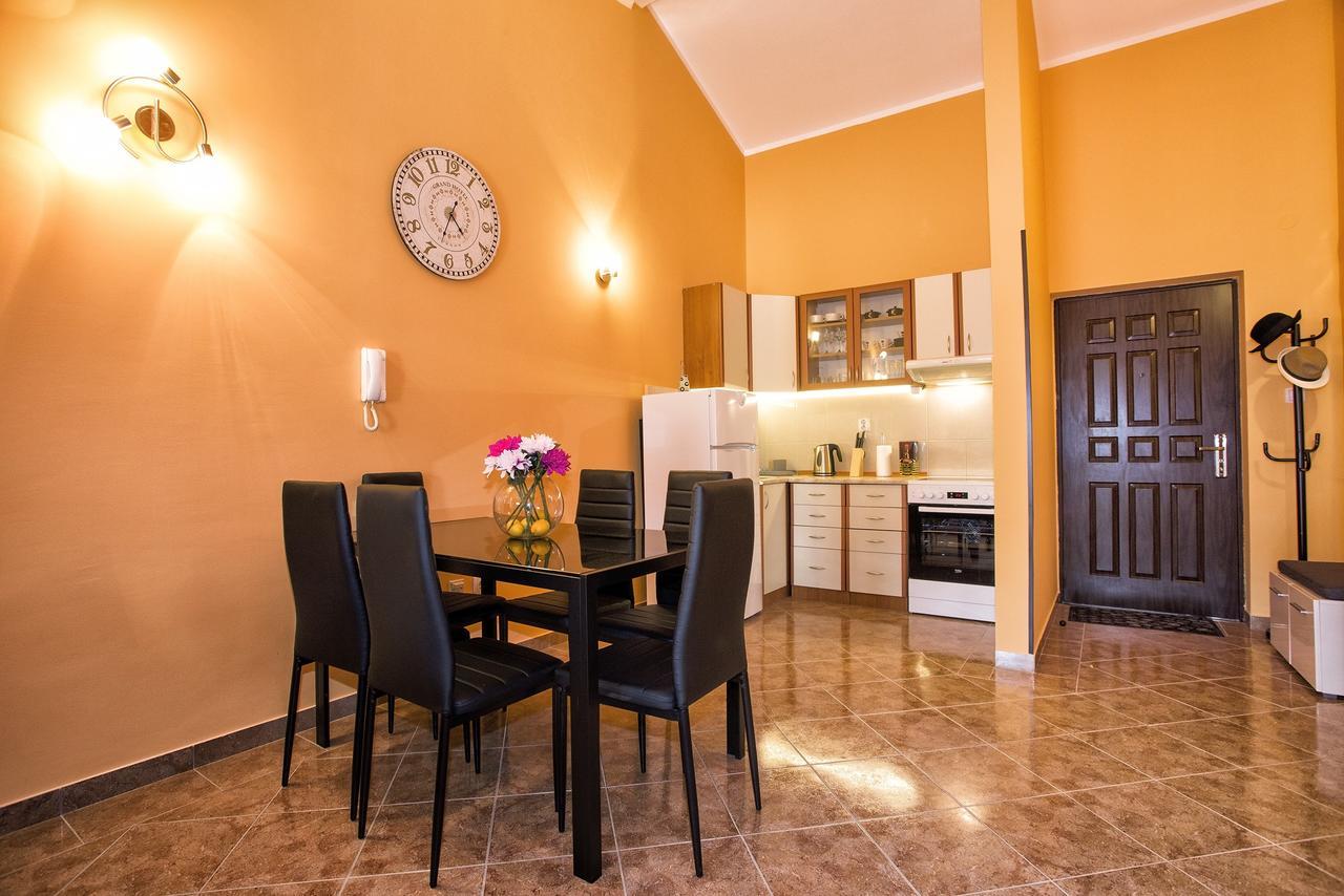 Apartment Sun Village Goran Herceg Novi Esterno foto
